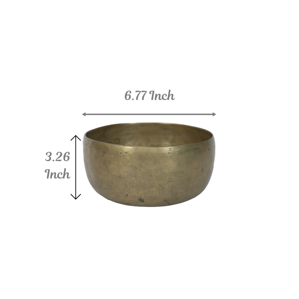 Handmade Thadobati Singing Bowl from Nepal – Deep Sound for Healing & Meditation