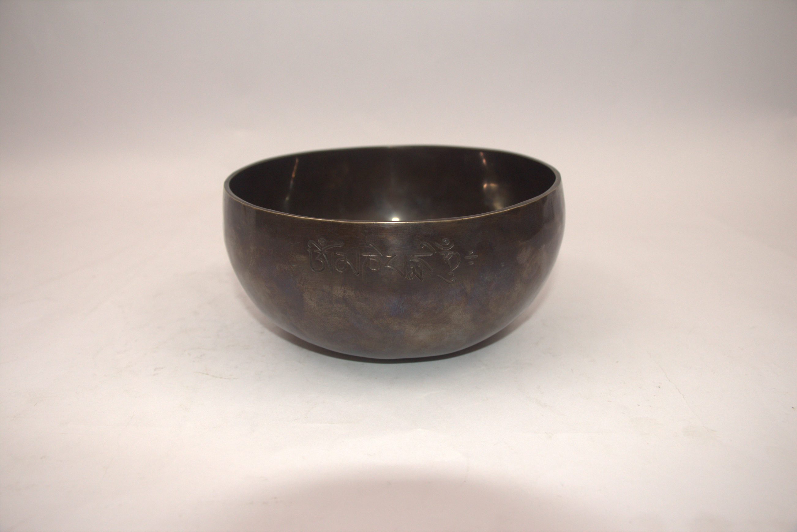 Full_Moon_Chakra_Set_Singing_Bowl_3