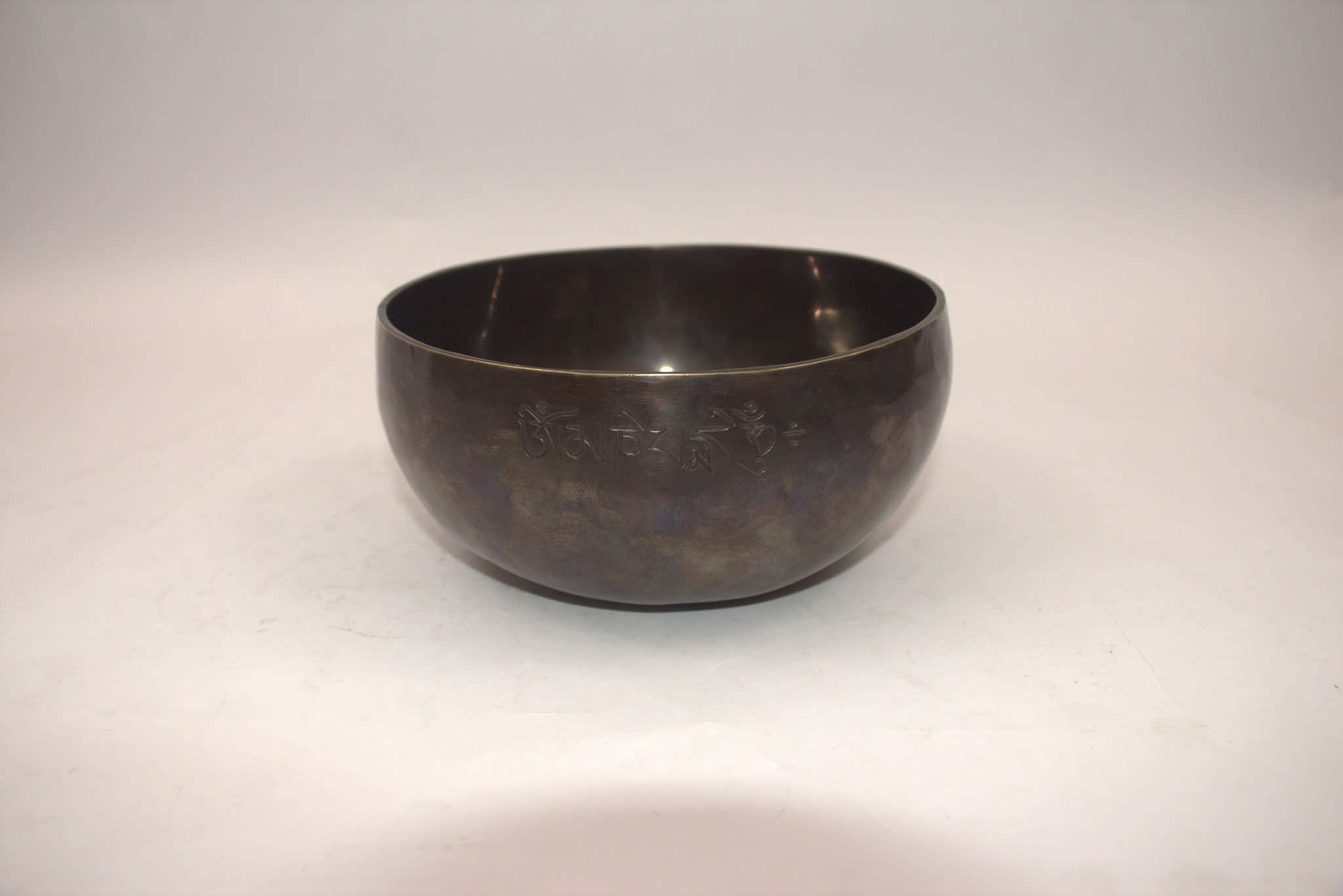 Full_Moon_Chakra_Set_Singing_Bowl_3
