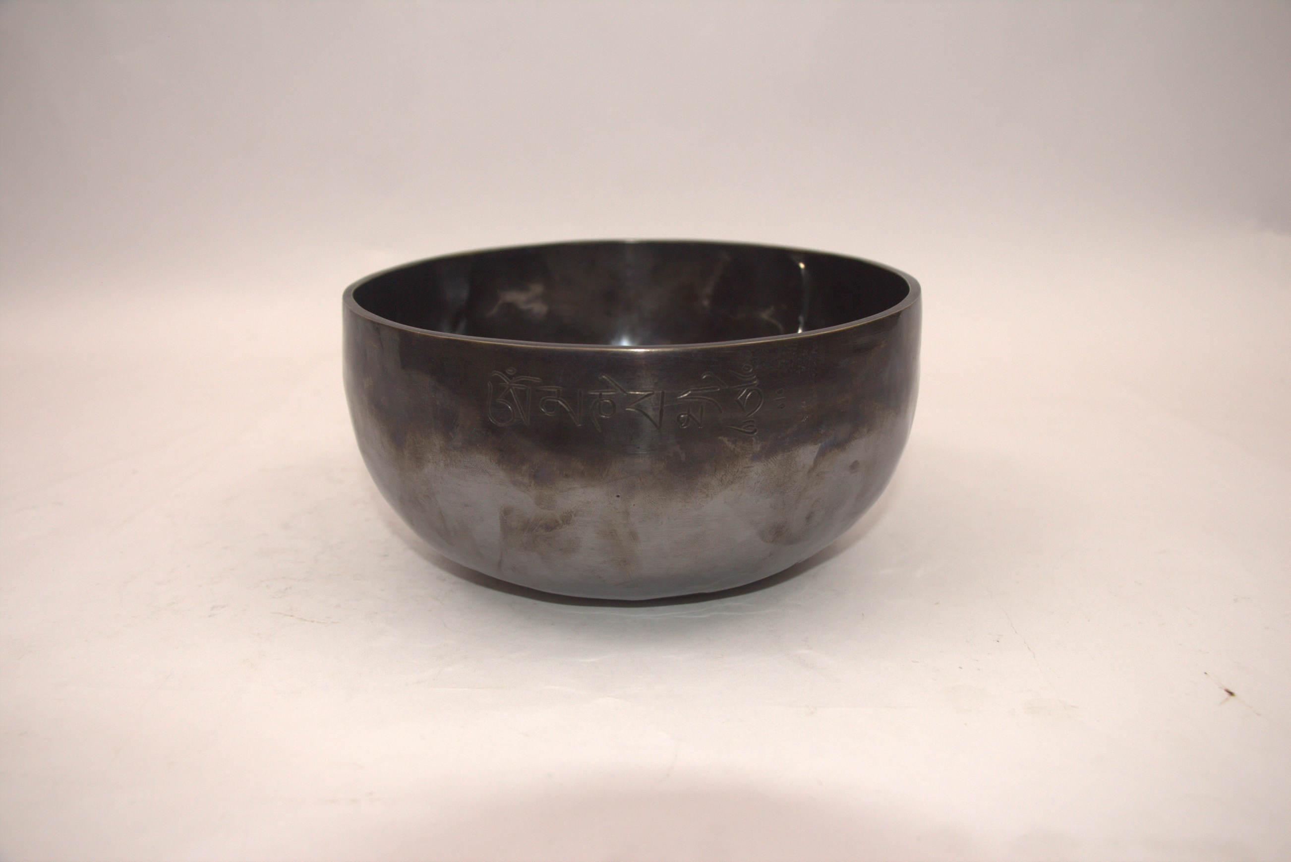 Full_Moon_Chakra_Set_Singing_Bowl_5