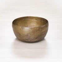 Antique Thadobati Singing Bowl – 6.57" | Note G#3 | 210 Hz